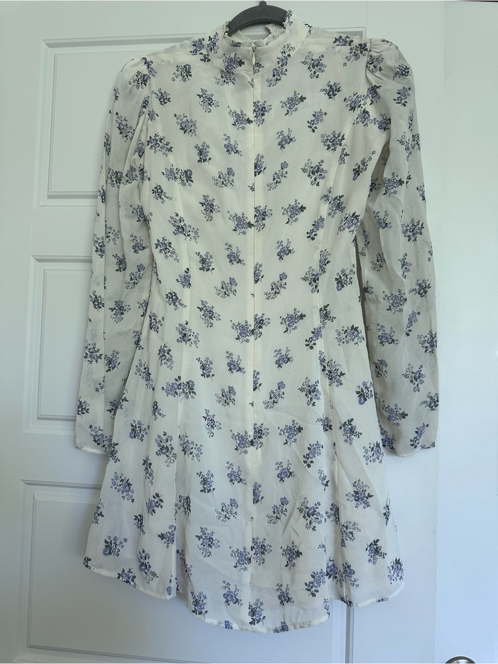 Reformation Vivianne Dress - Picture 3 of 8
